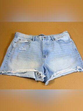 Calvin Klein Jeans Light Blue Distressed Denim Cutoff Shorts sz 16